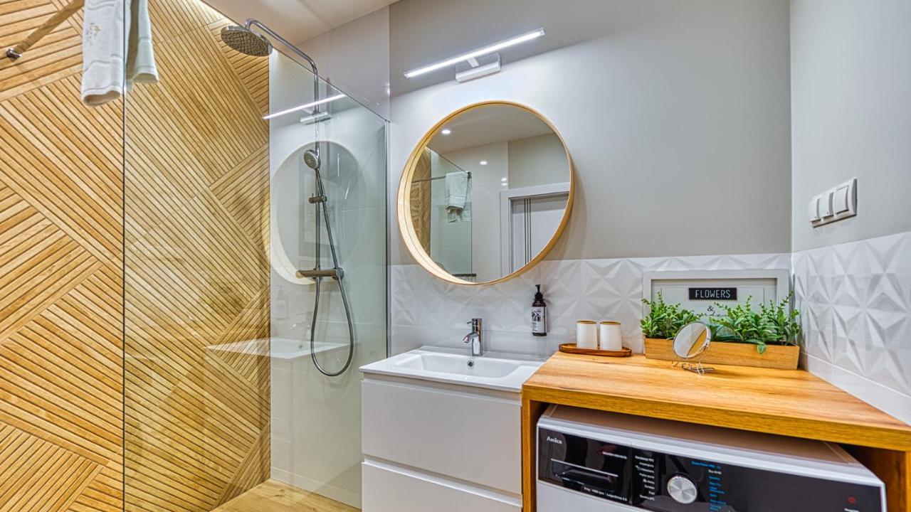 Apartamenty Vip Centrum - Wczasowa 17 By Royal Aparts Świeradów-Zdrój Exterior foto